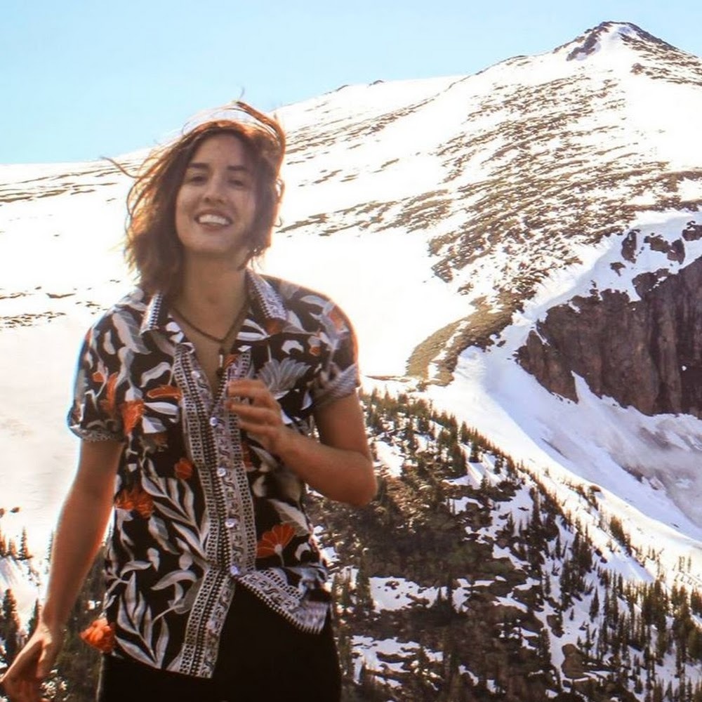 Meet your Posher, Kayla